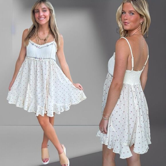 POL Dresses & Skirts - POL Mini Dress Ivory Floral Ruffle Hem Cami Beach Sundress NEW